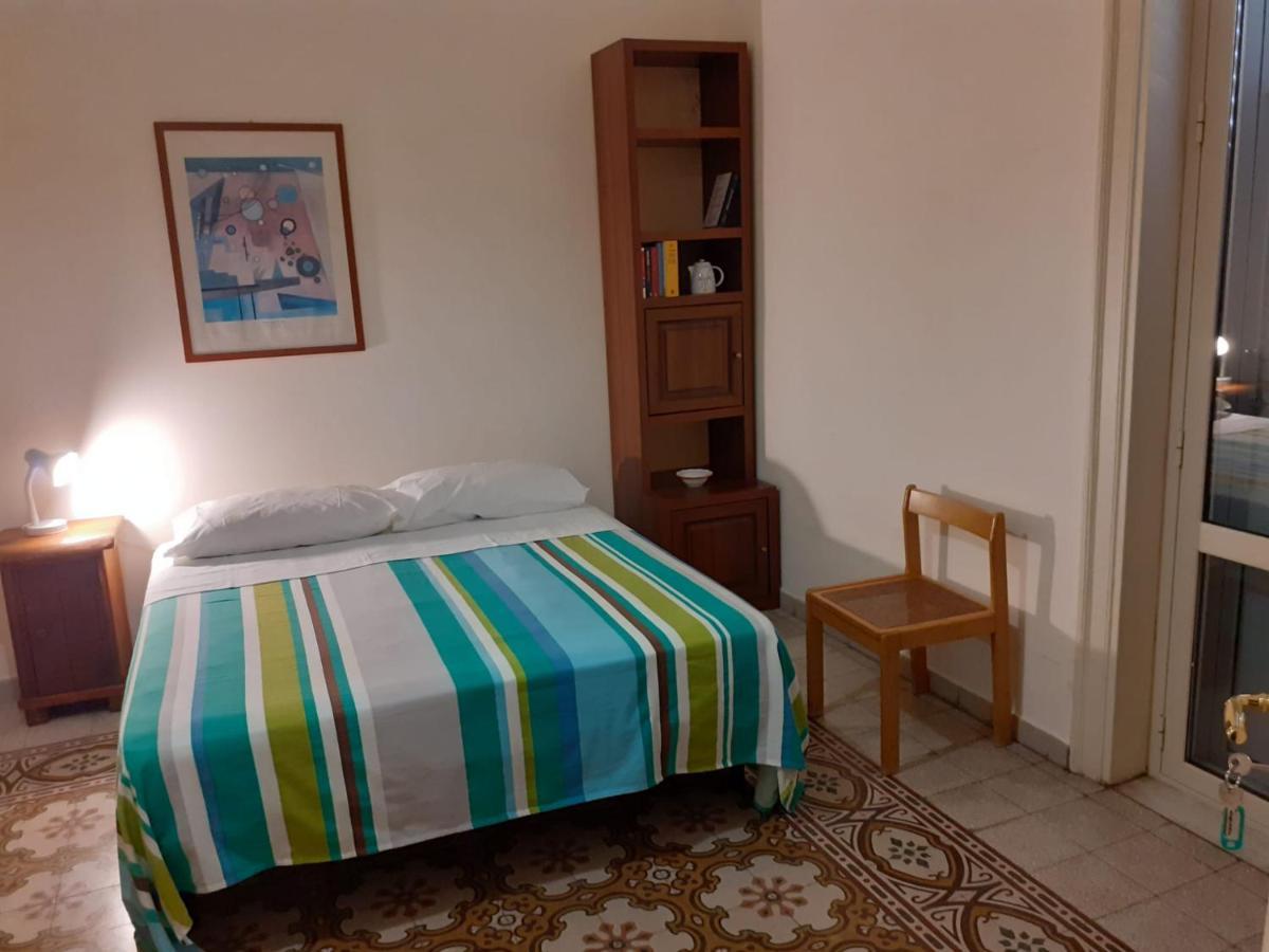 Casa Nonno Enrico In Via Oreto Palermo Exterior photo